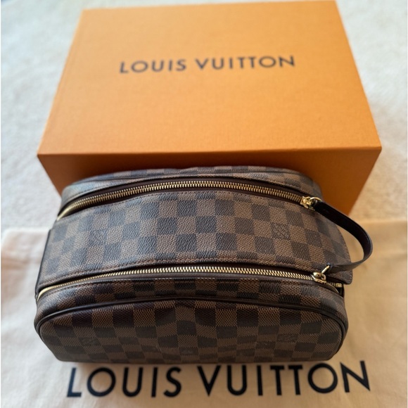 Louis Vuitton Dopp Kit Toilet Pouch - Picture 1 of 7
